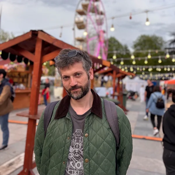 Alper Özel portresi